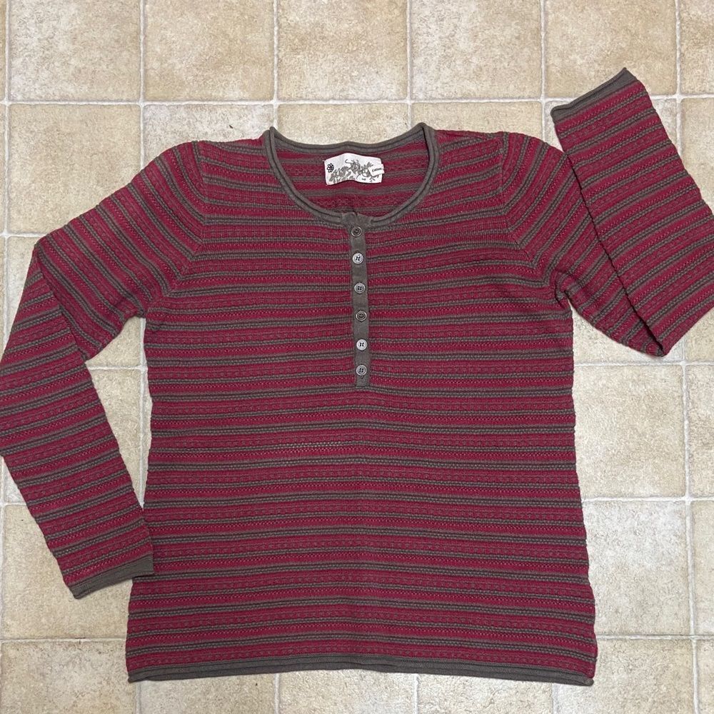 Aventura Pinck and Red and Gray Buttoned Long Sleeve Tee Size L